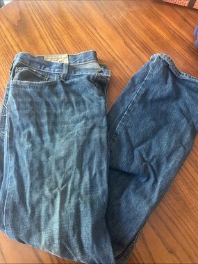 Hollister Men's Denim Jeans in Medium Blue Straight Fit